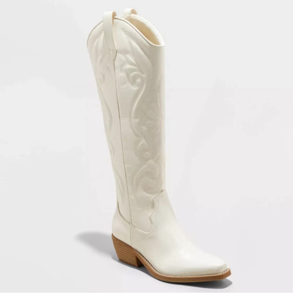 Wild Fable Women’s Kenzi Calf Western Boots with Memory Foam Insole Ivory